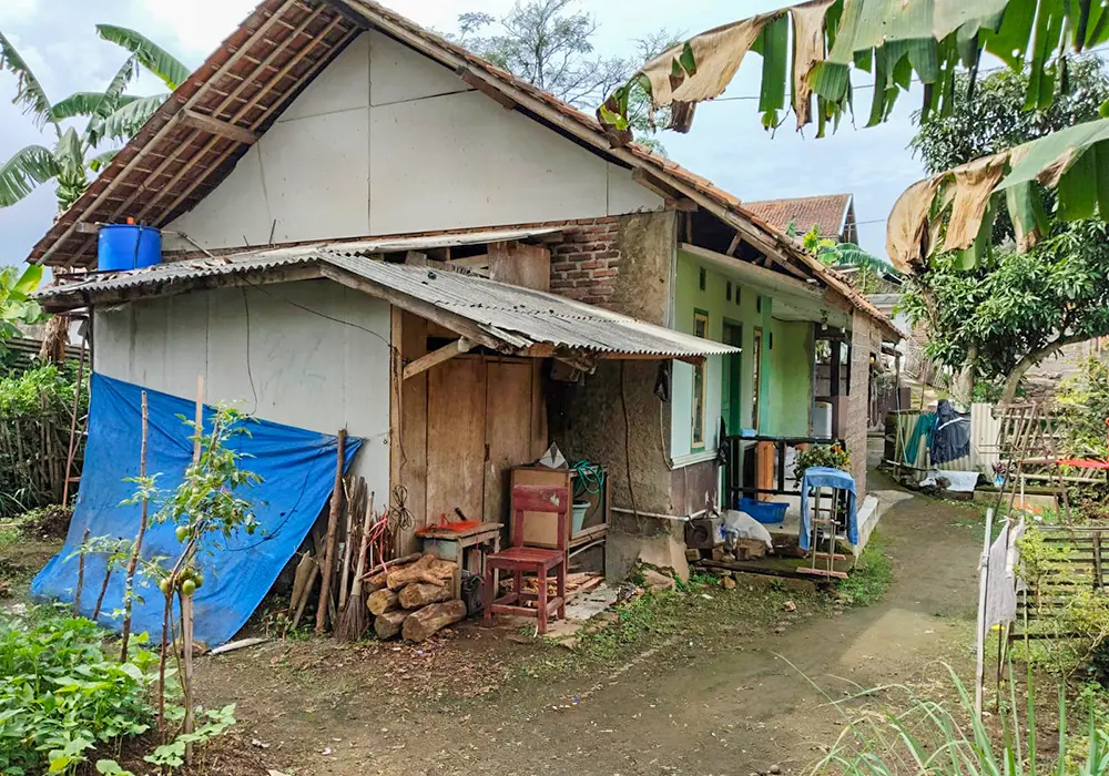 RUMAH DI KOTA BANDUNG - WOFF268-1